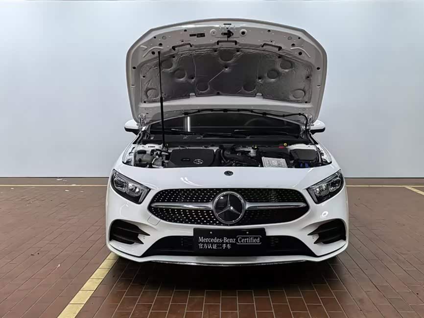 Mercedes-Benz Class A Mercedes-Benz Class A