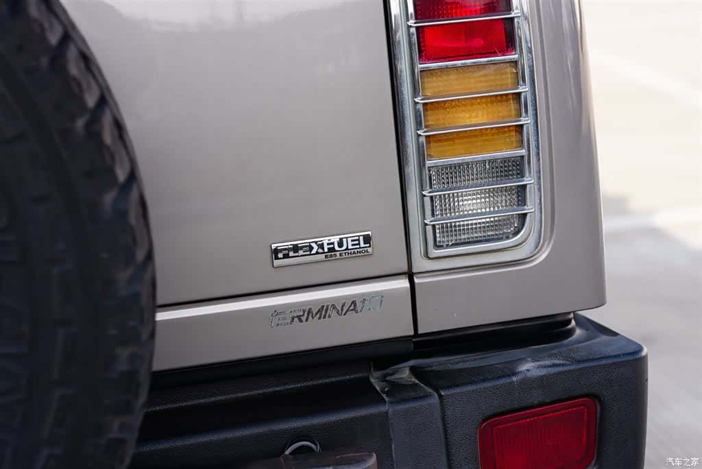 Hummer H2, 2010 26