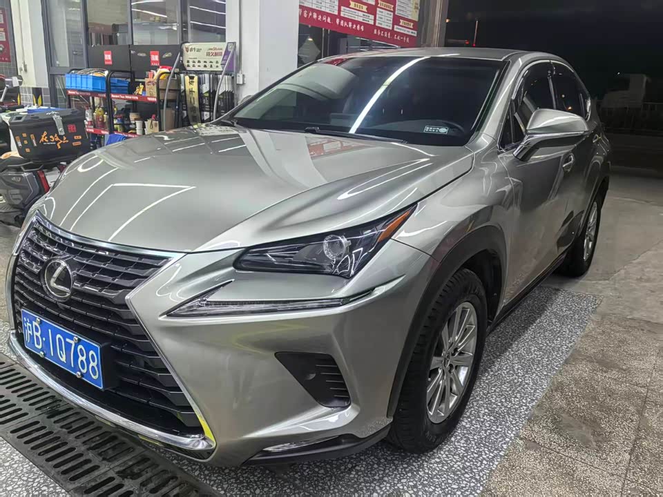 Lexus NX