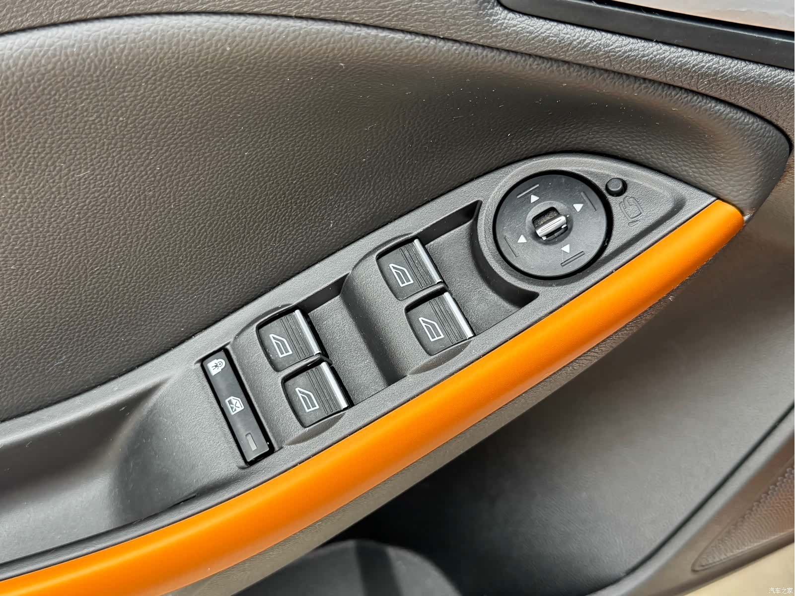 Ford Focus, 2018 24