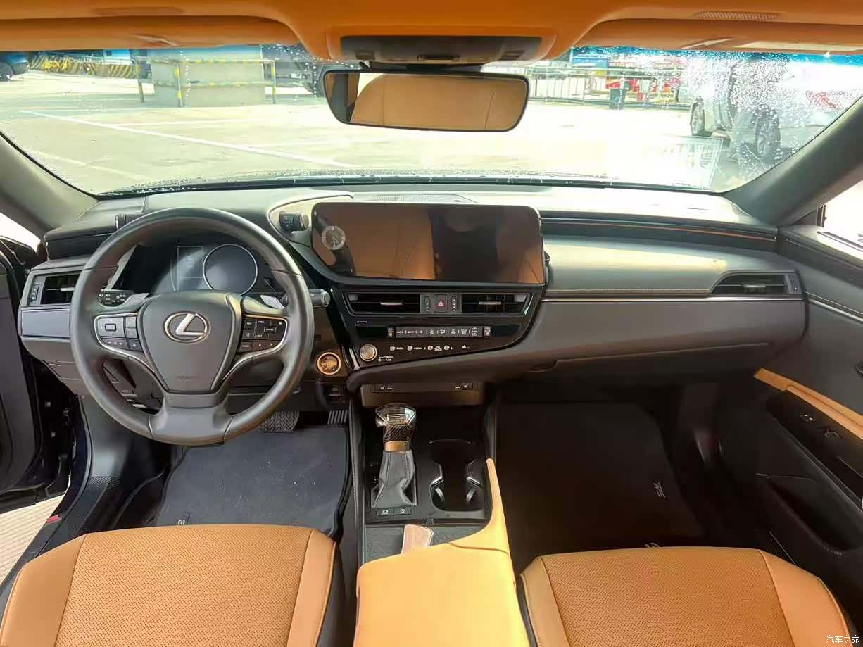 Lexus ES, 2023 7