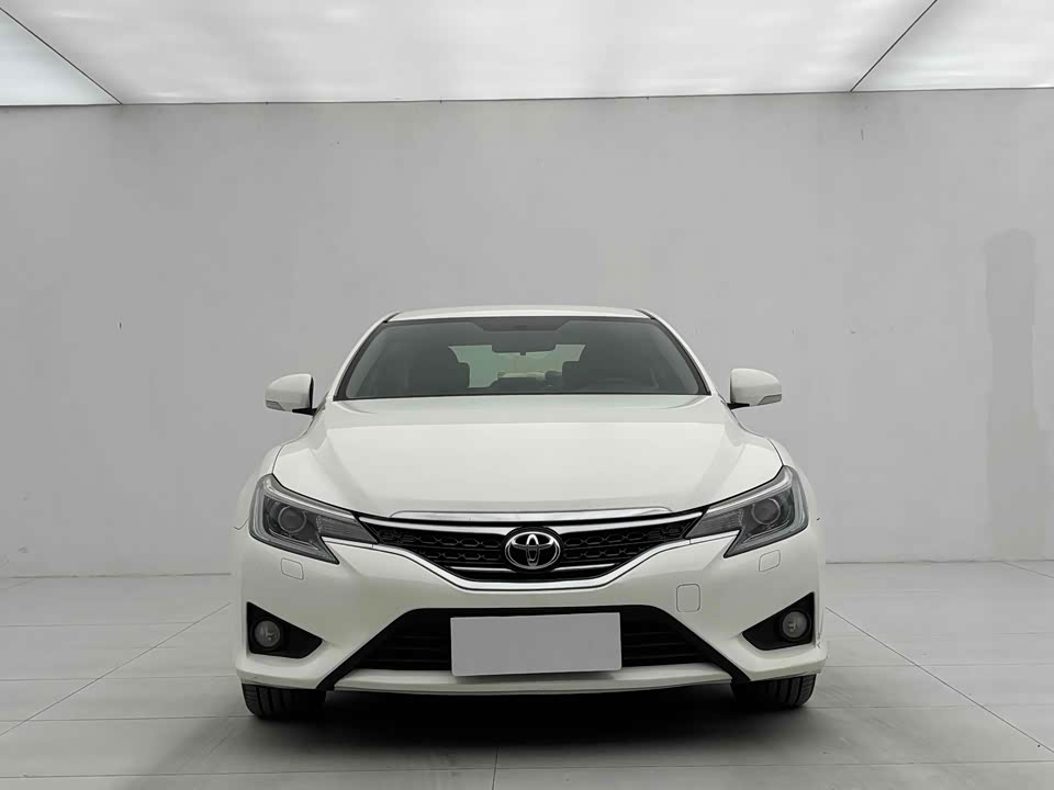 Toyota Reiz Toyota Reiz