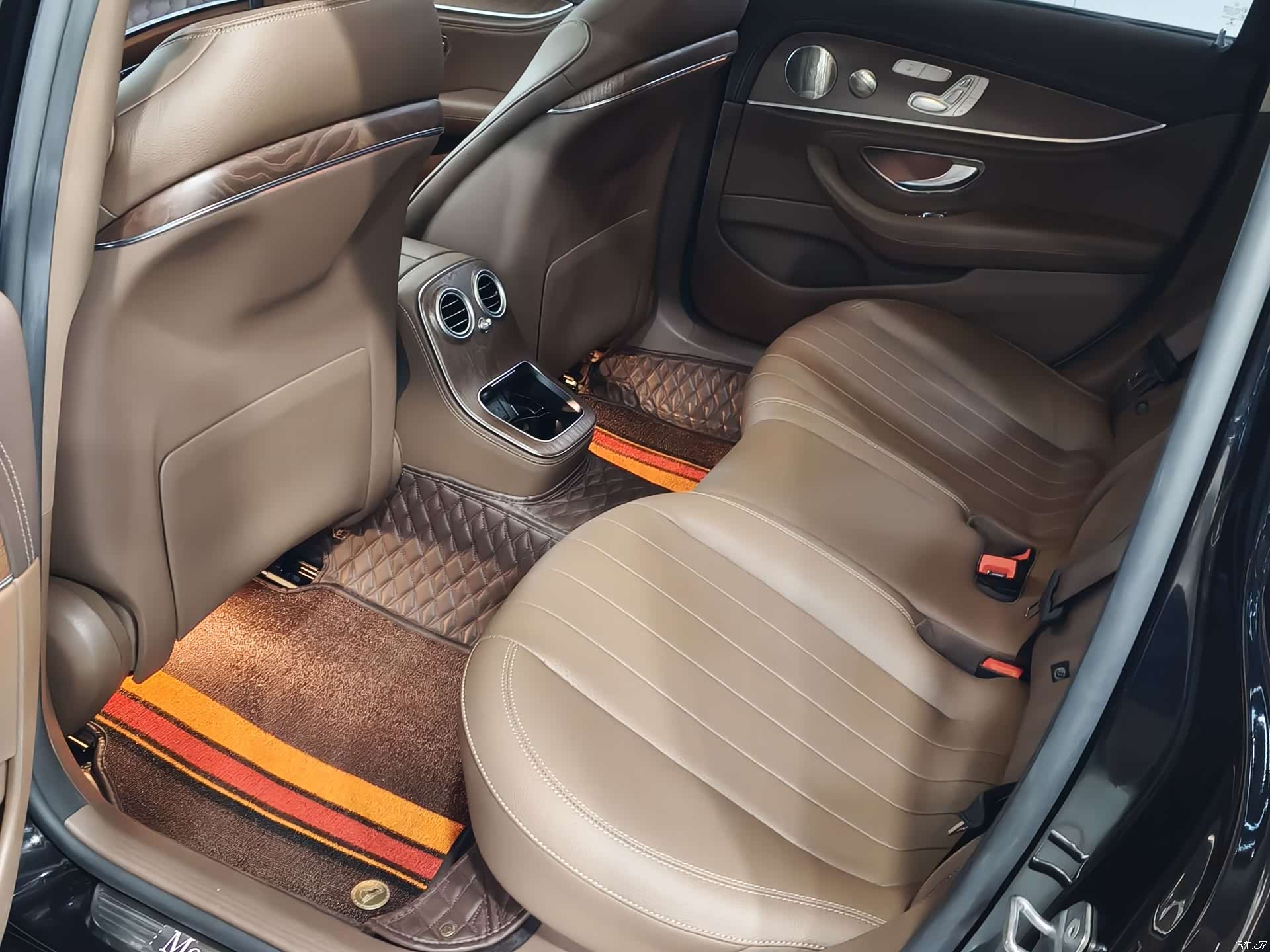Mercedes-Benz E-Class, 2022 9