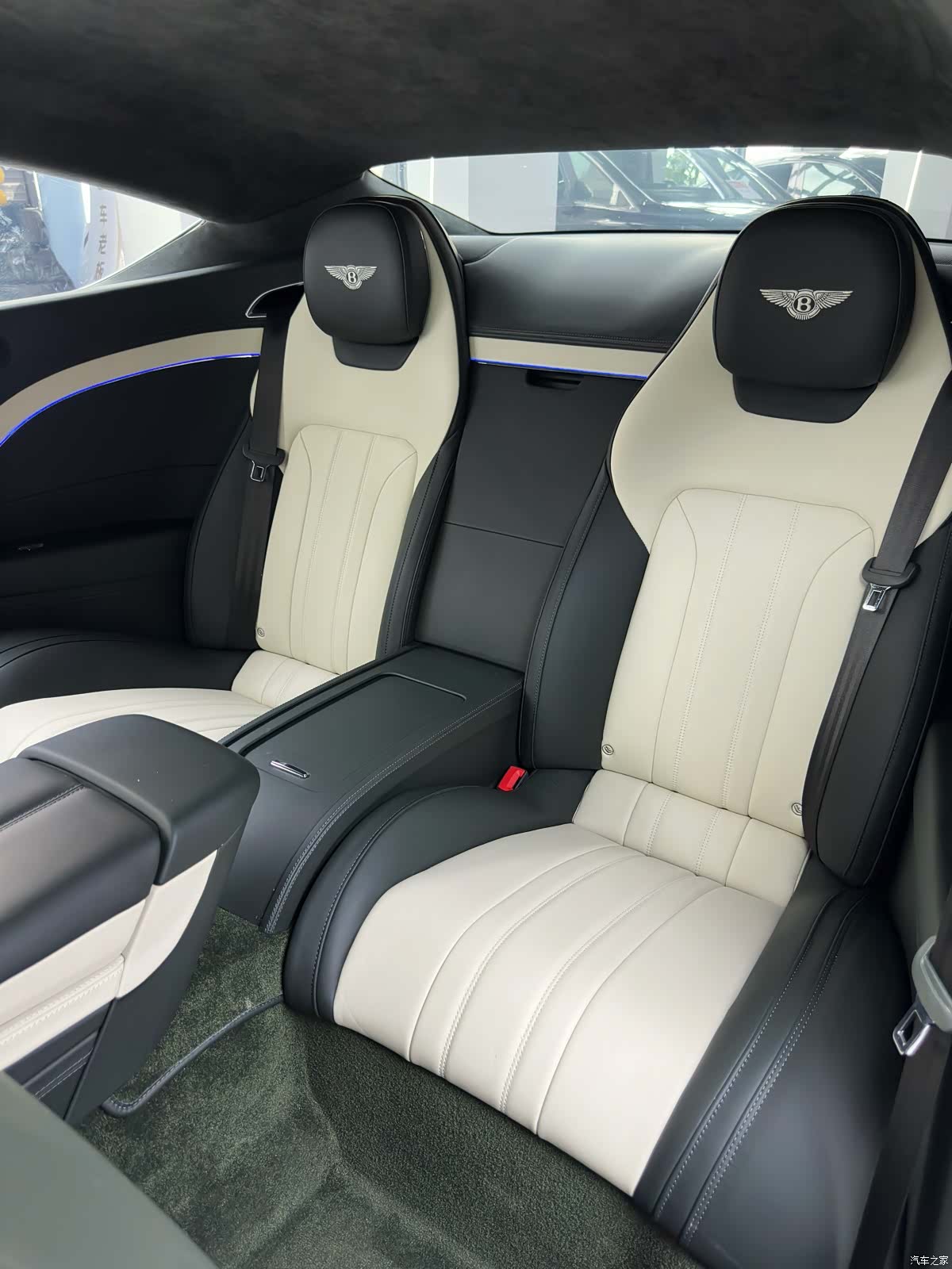 Bentley Continental GT, 2021 27