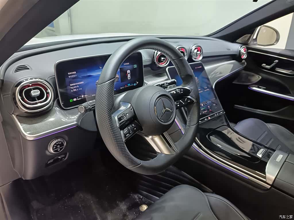 Mercedes-Benz C-Class, 2022 4