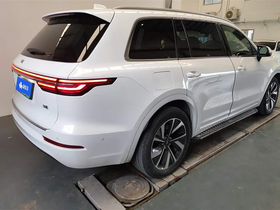 Li Auto Ideal ONE