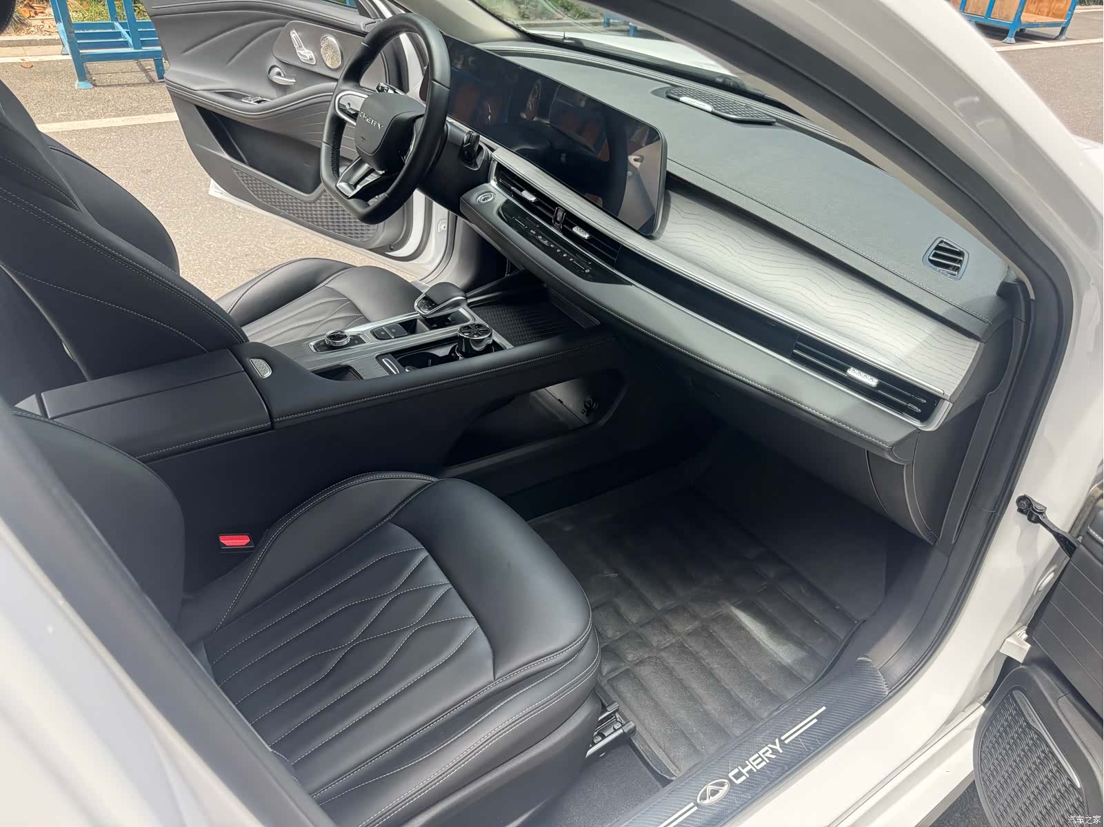 Chery Arrizo 8, 2025 8