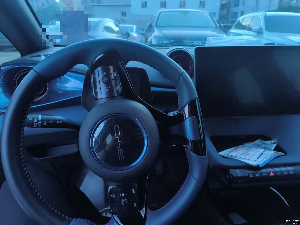 BYD Dolphin, 2022 6