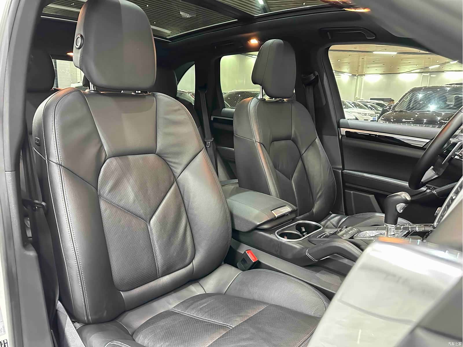 Porsche Cayenne, 2015 16