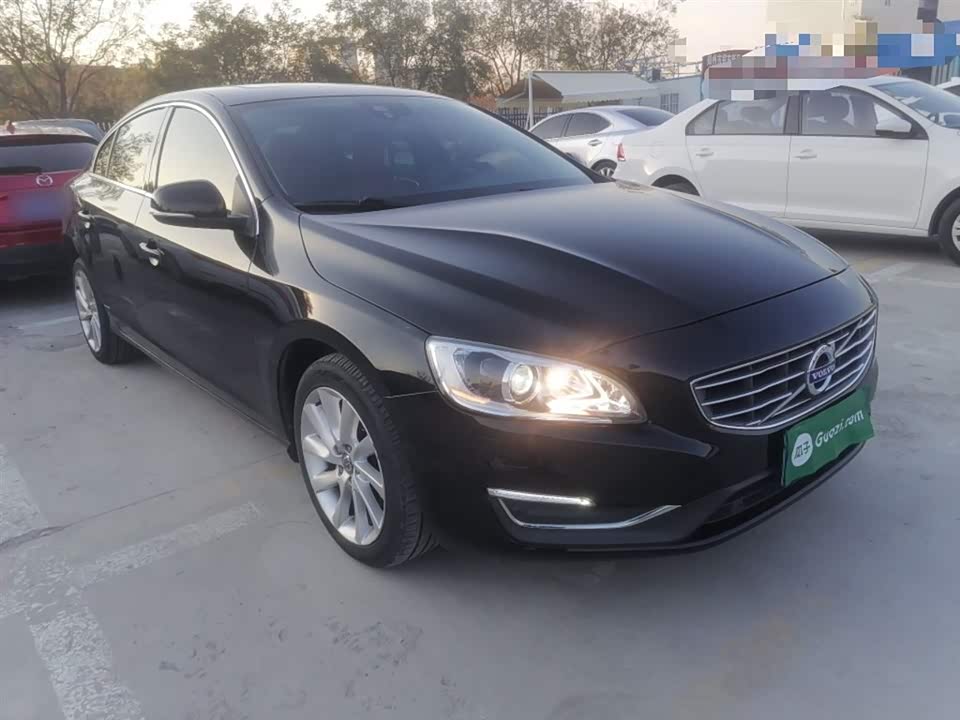 Volvo S60