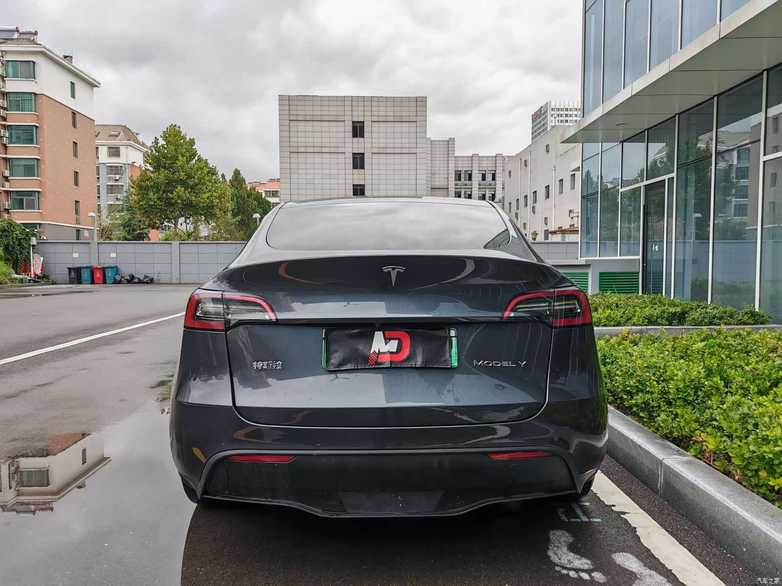 Tesla Model Y, 2022 6