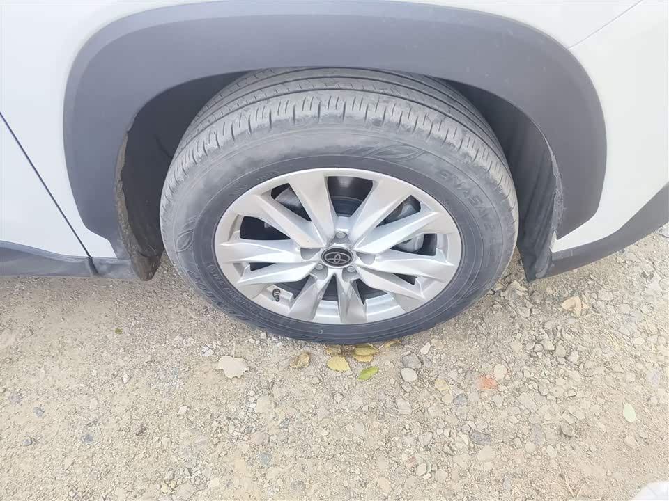 Toyota Corolla Sharp amplifier