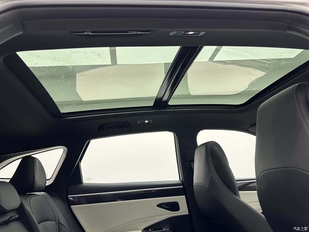 Geely Galaxy L7, 2024 24