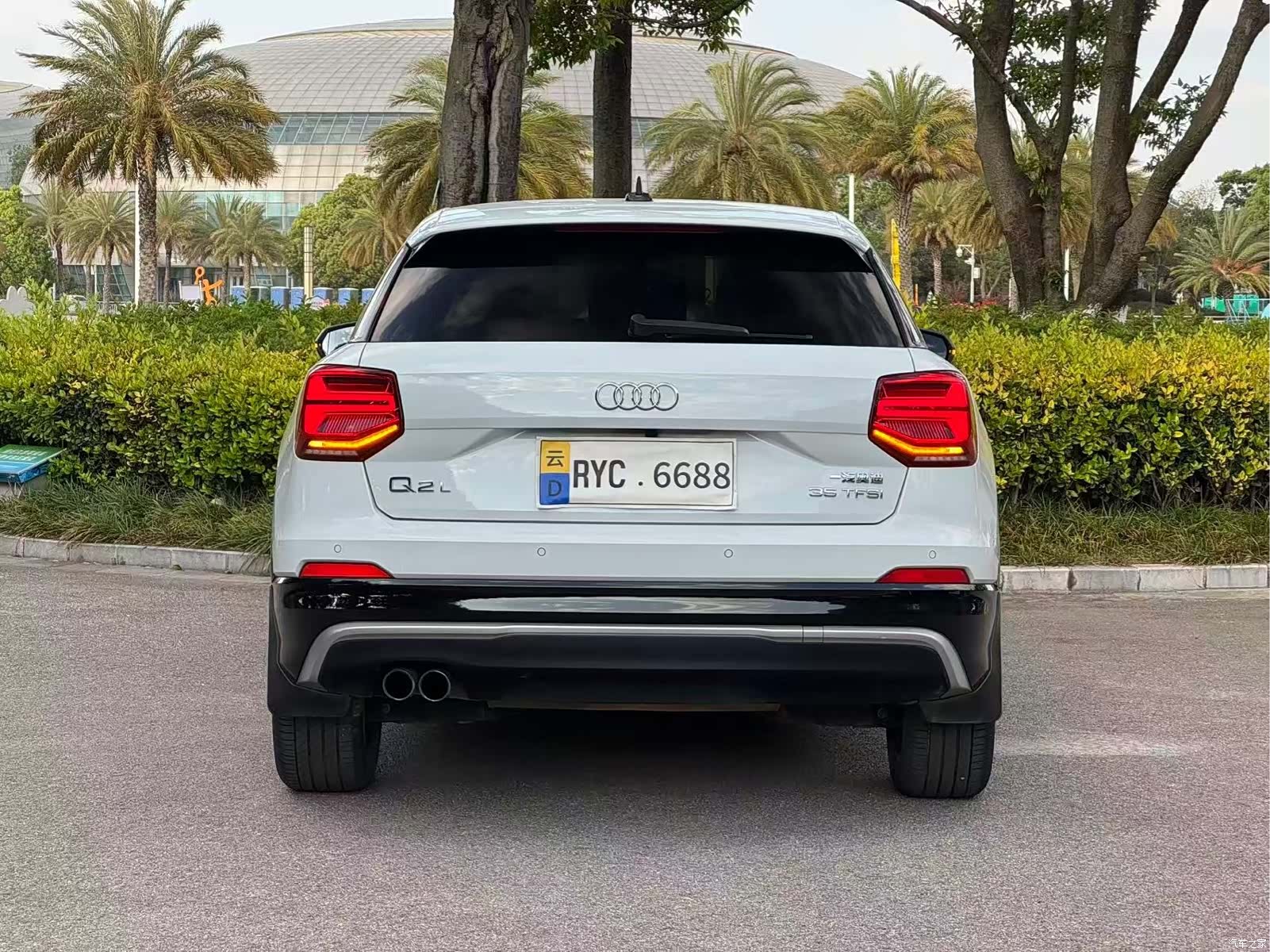 Audi Q2L, 2019 все фото