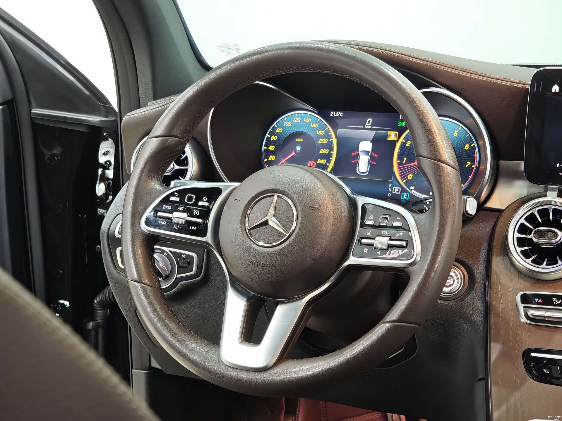 Mercedes-Benz GLC, 2022 15