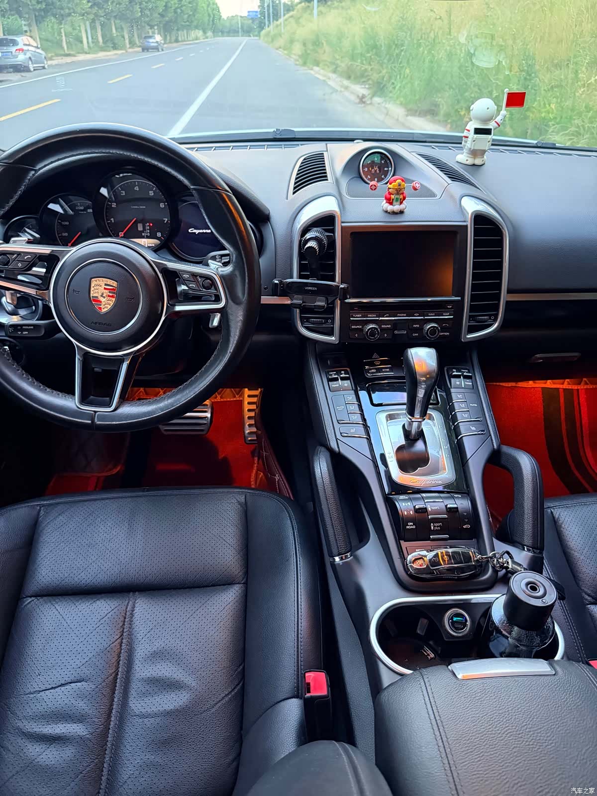 Porsche Cayenne, 2015 10