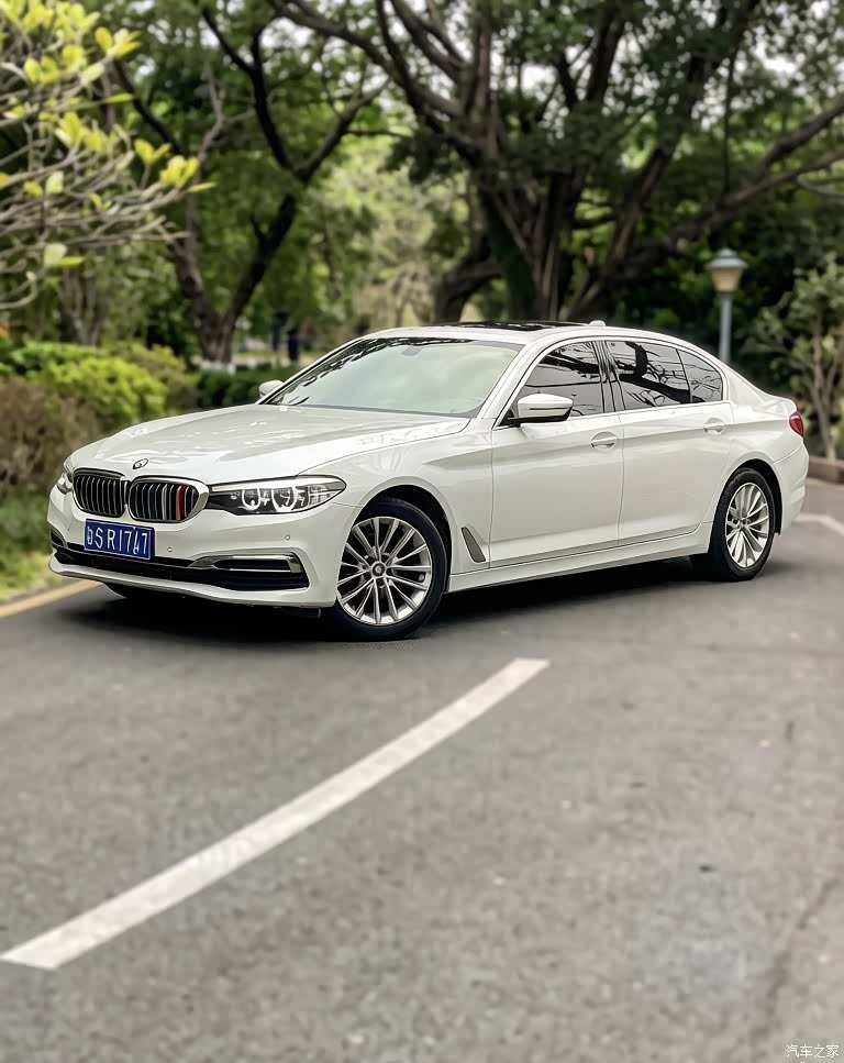 BMW 5 Series, 2019 1