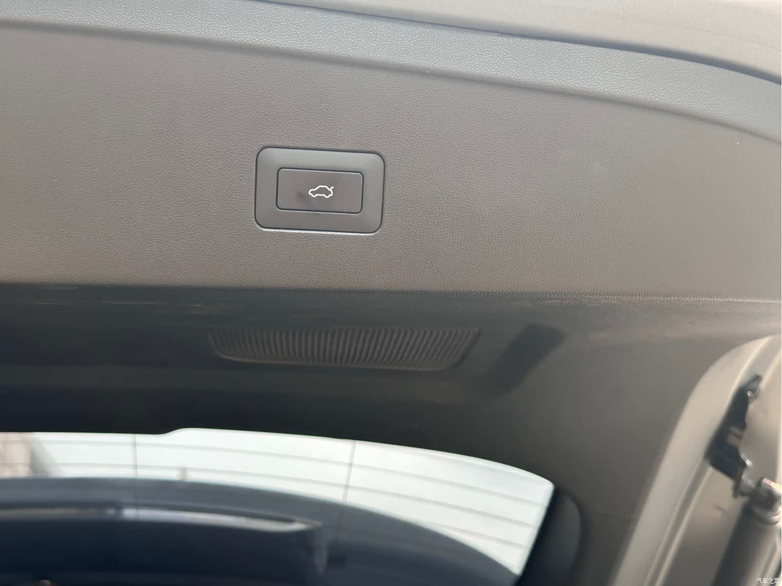 Chery Tiggo 8, 2025 19