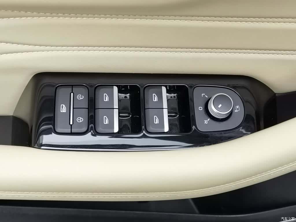 Geely Xingyue L, 2025 9