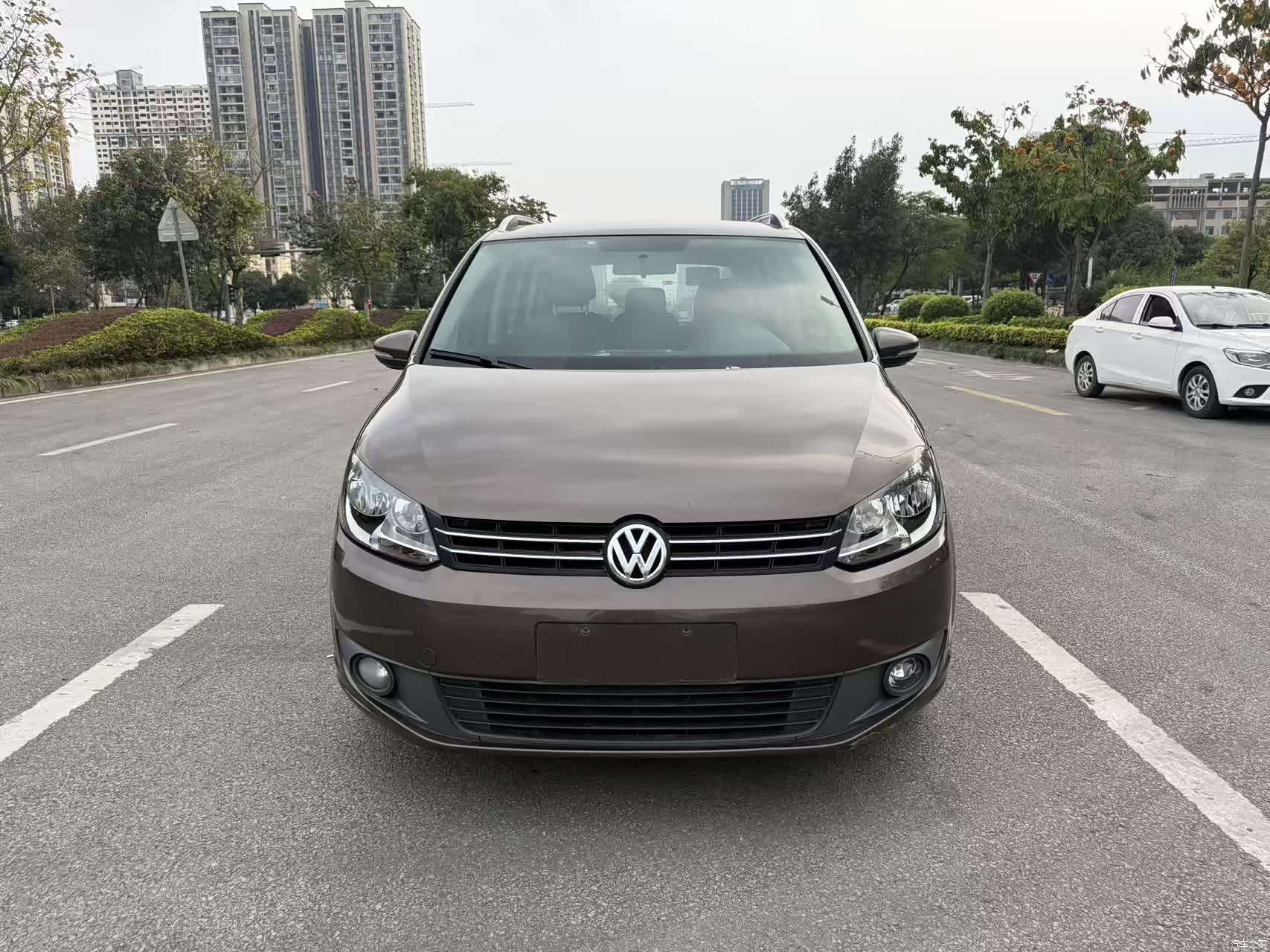 Volkswagen 5, 2014 2