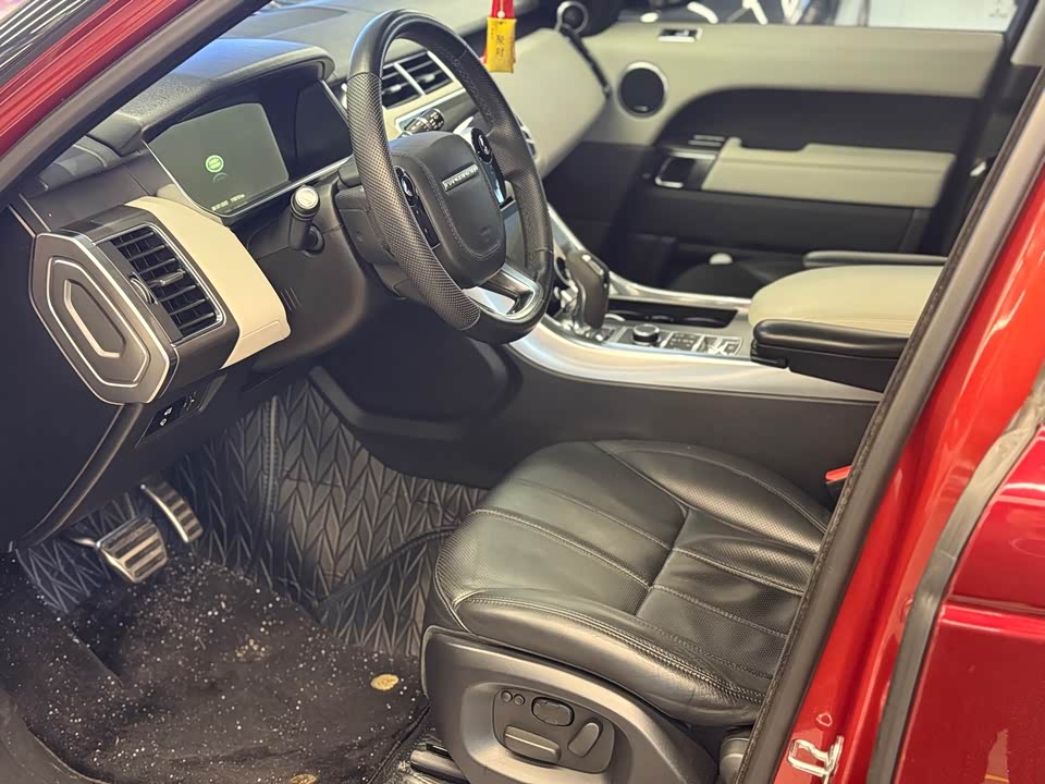 Land Rover Range Rover Sport Land Rover Range Rover Sport