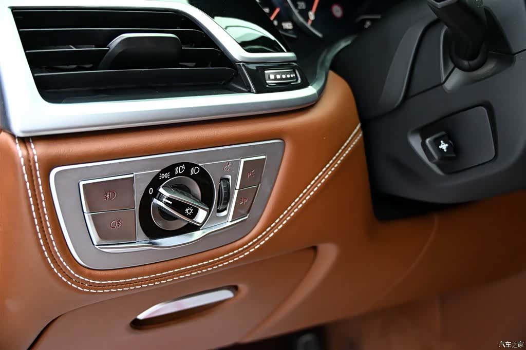 BMW 7 Series, 2019 28