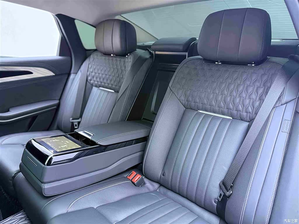 Hongqi H9, 2023 20