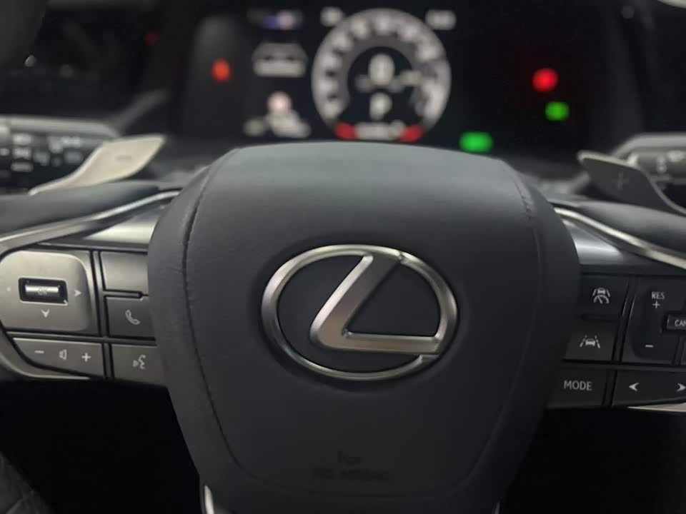 Lexus RZ Lexus RZ