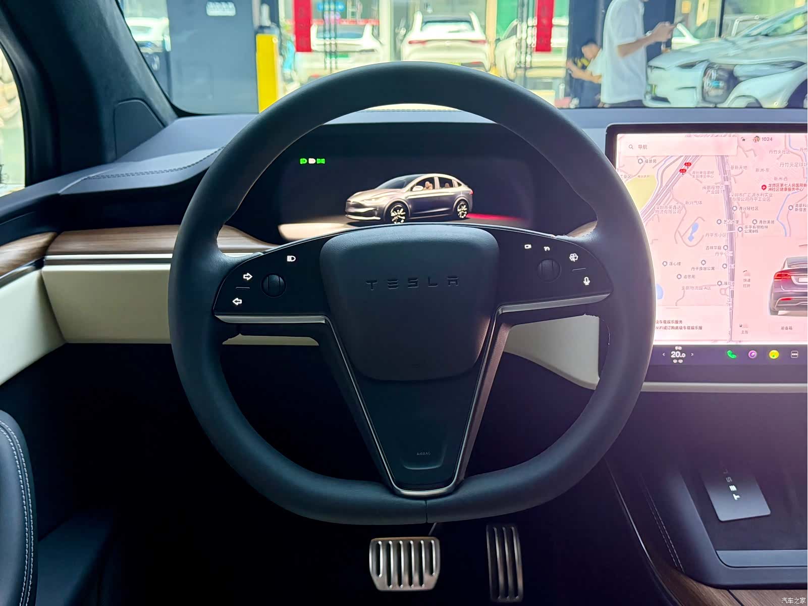 Tesla Model X, 2024 8