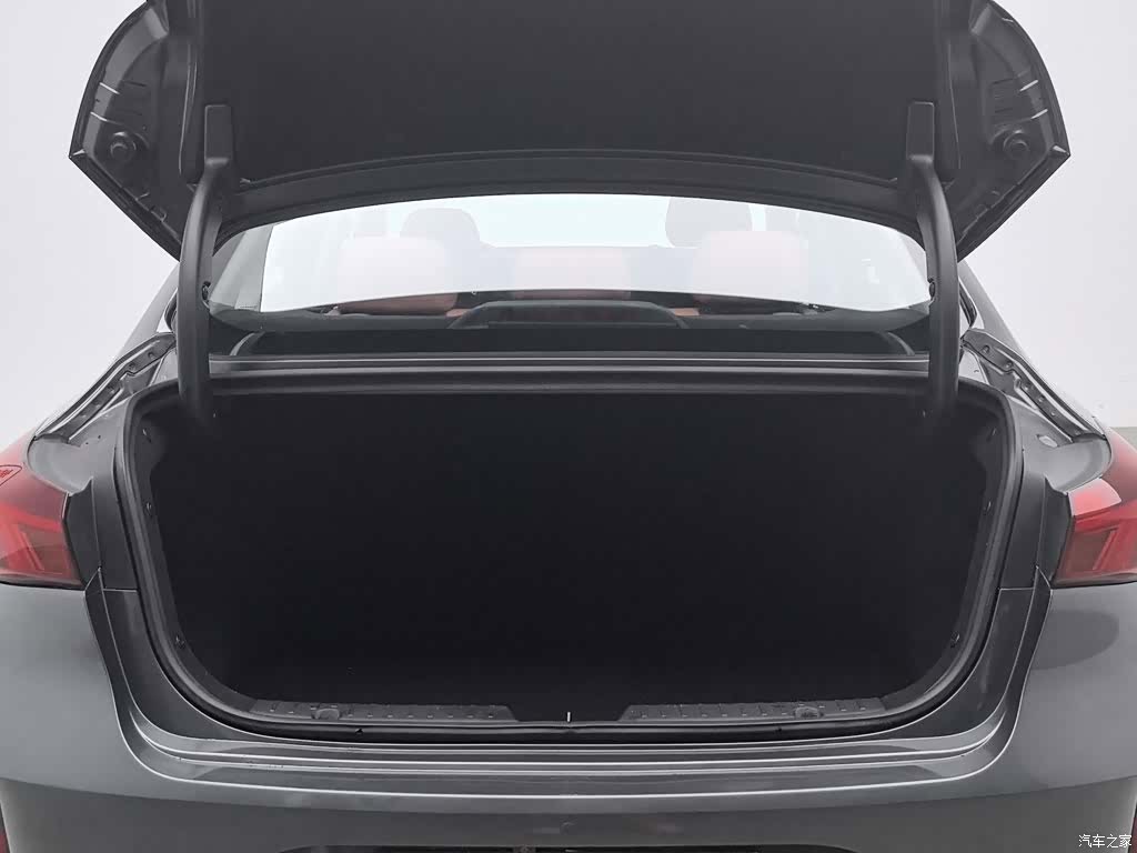 Changan Eado, 2022 16