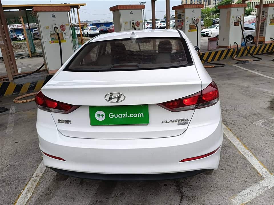 Hyundai Lead Hyundai Lead