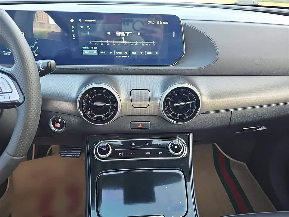 Forthing Popular T5 EVO Forthing Popular T5 EVO