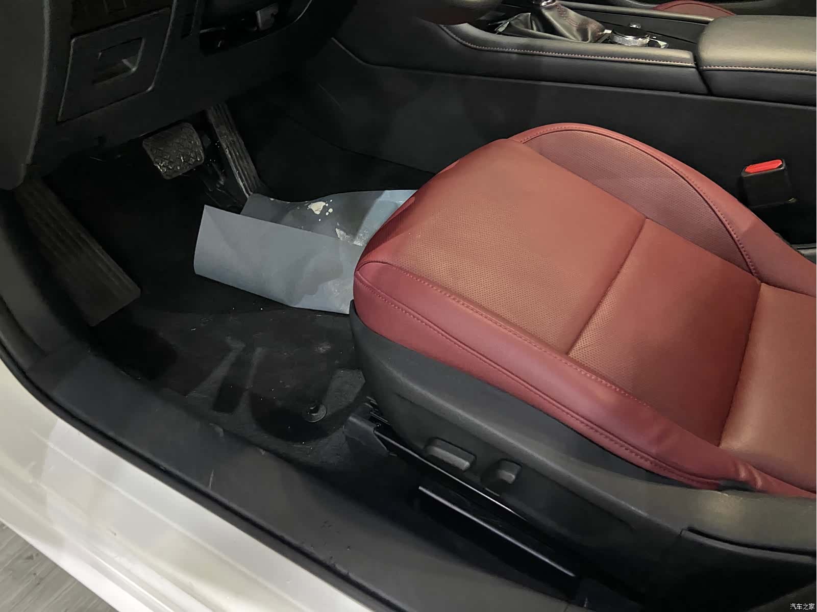 Mazda Mazda3, 2023 16
