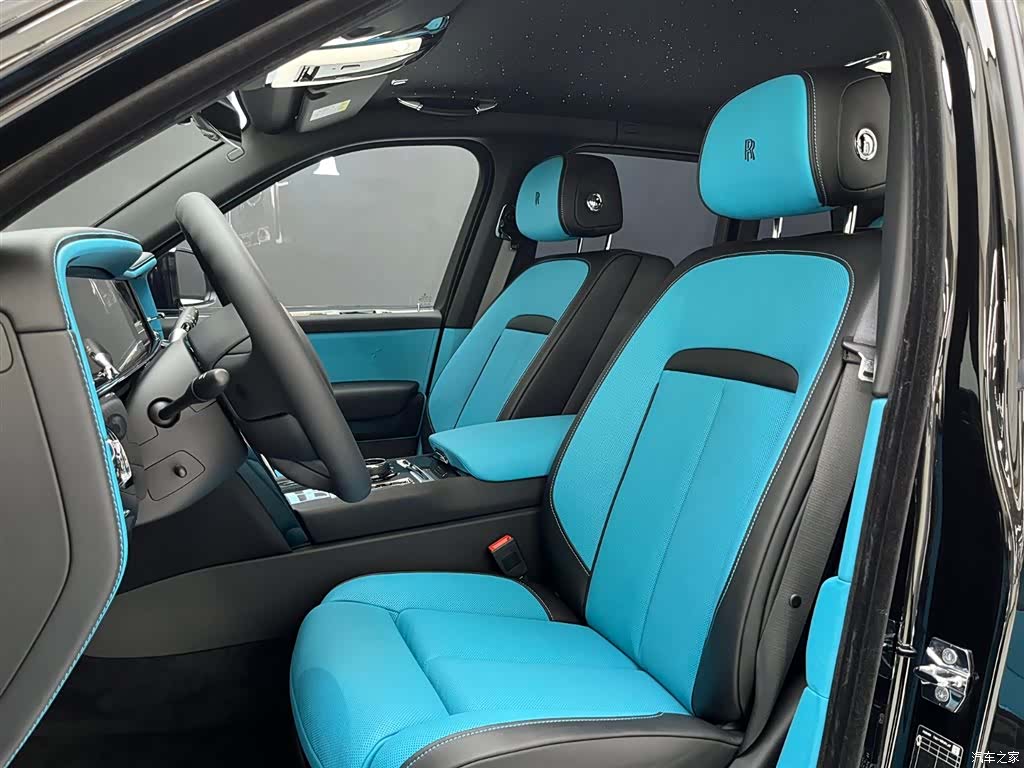 Rolls-Royce Cullinan, 2026 13