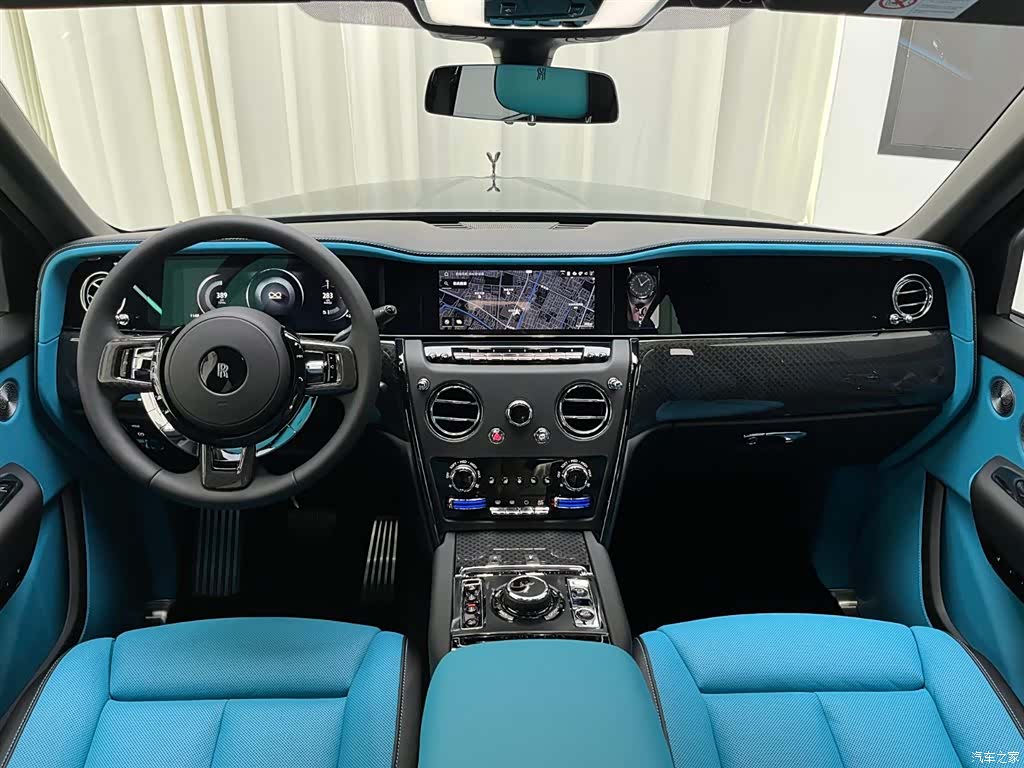 Rolls-Royce Cullinan, 2026 14