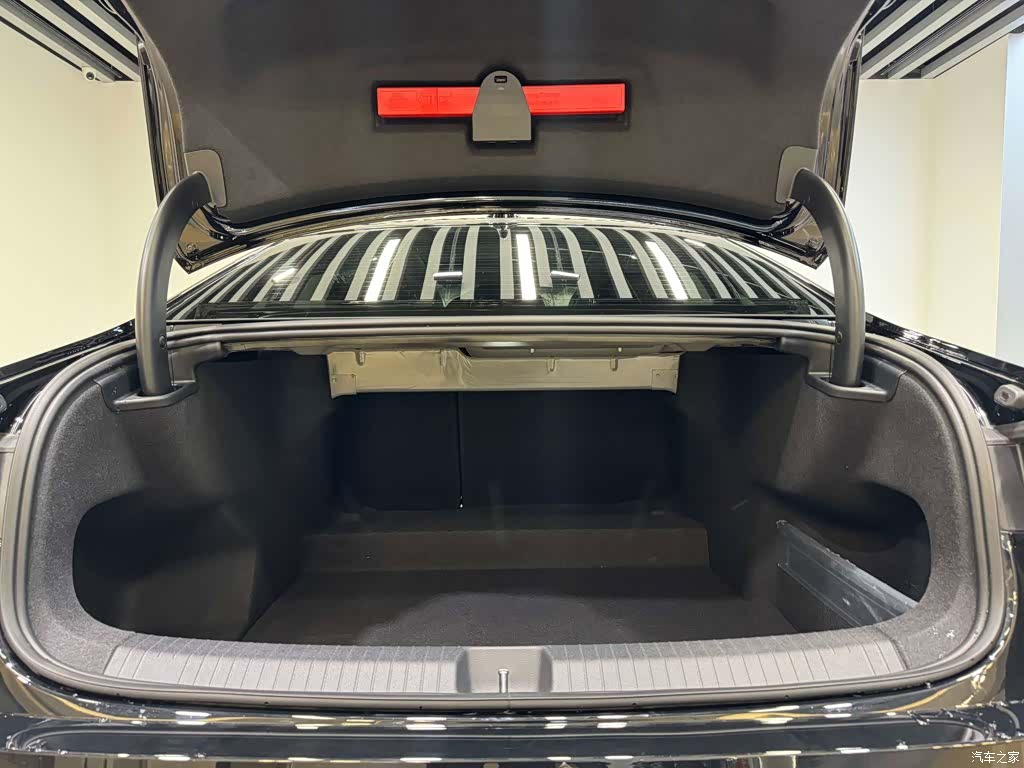 Volkswagen Magotan, 2026 29