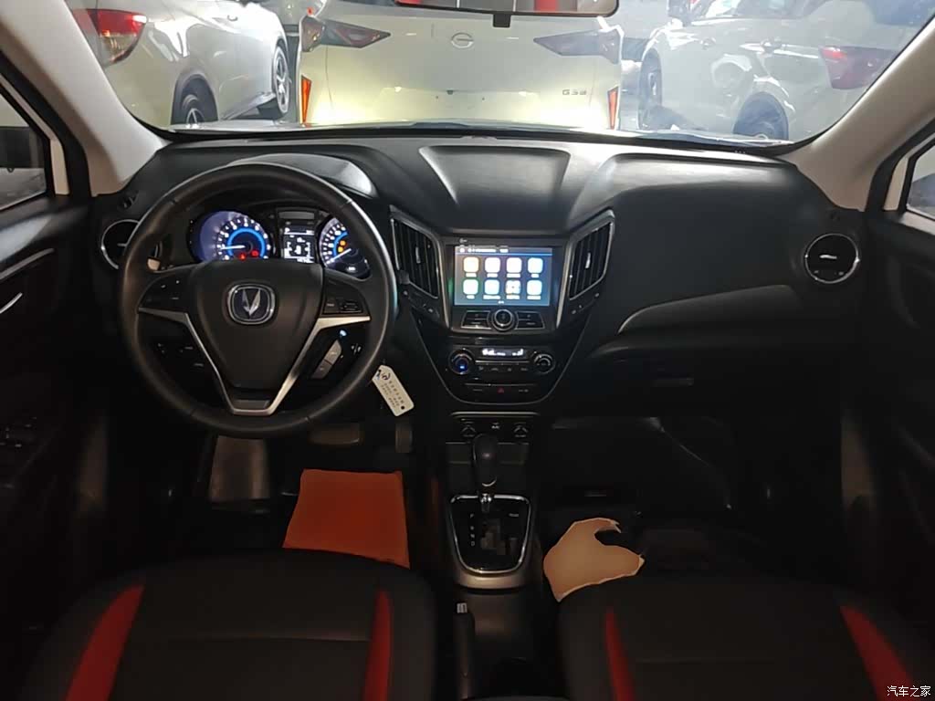 Changan CS15, 2018 10