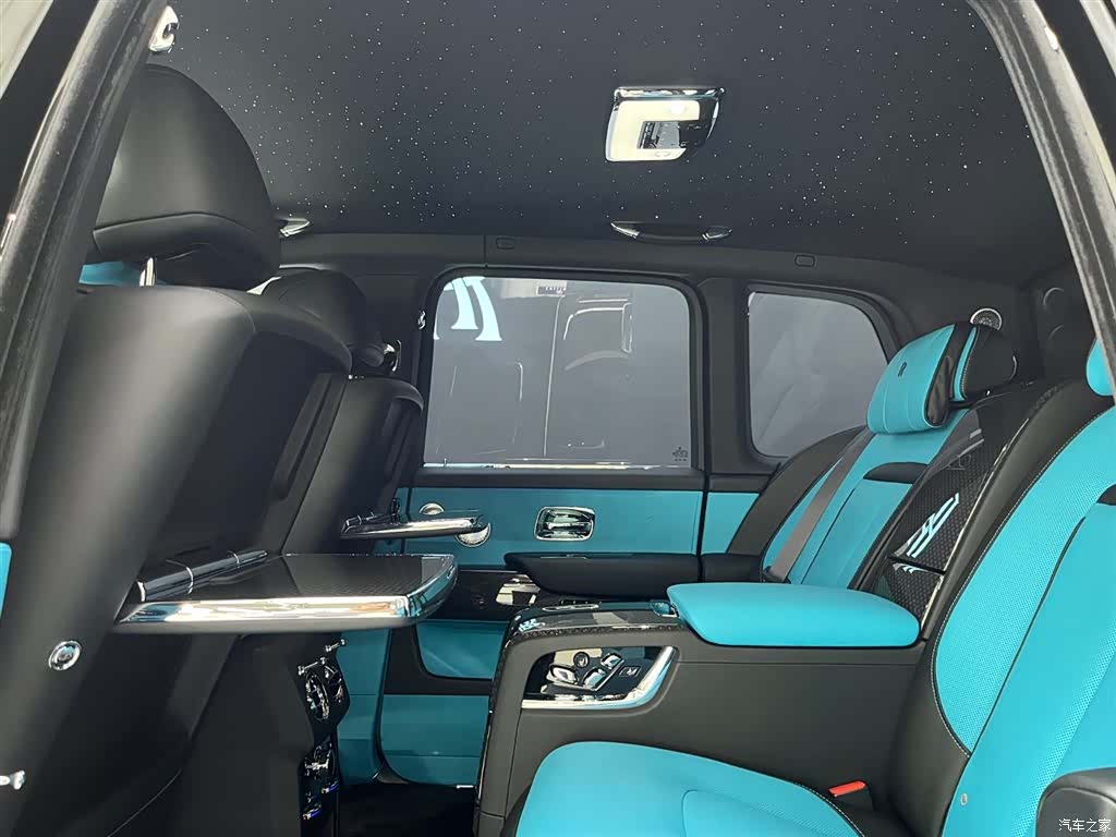 Rolls-Royce Cullinan, 2026 16