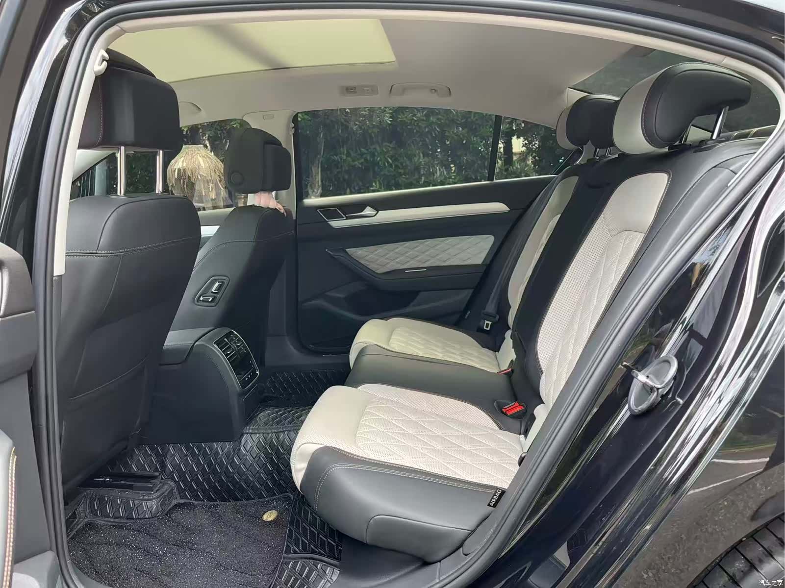 Volkswagen Magotan, 2024 6