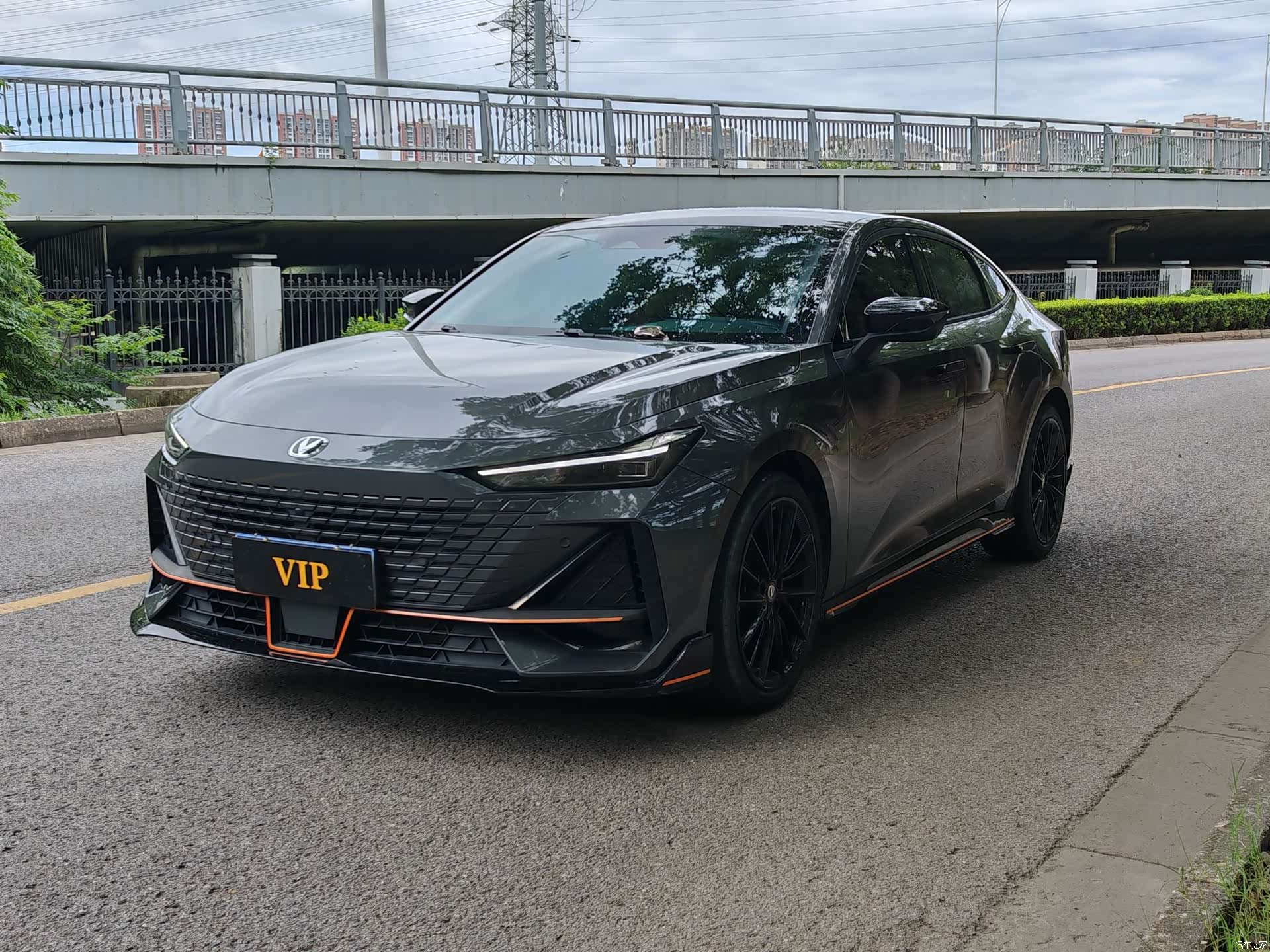 Changan UNI-V, 2023 1