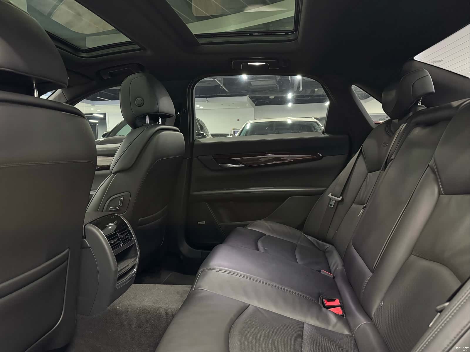 Cadillac CT6, 2018 12