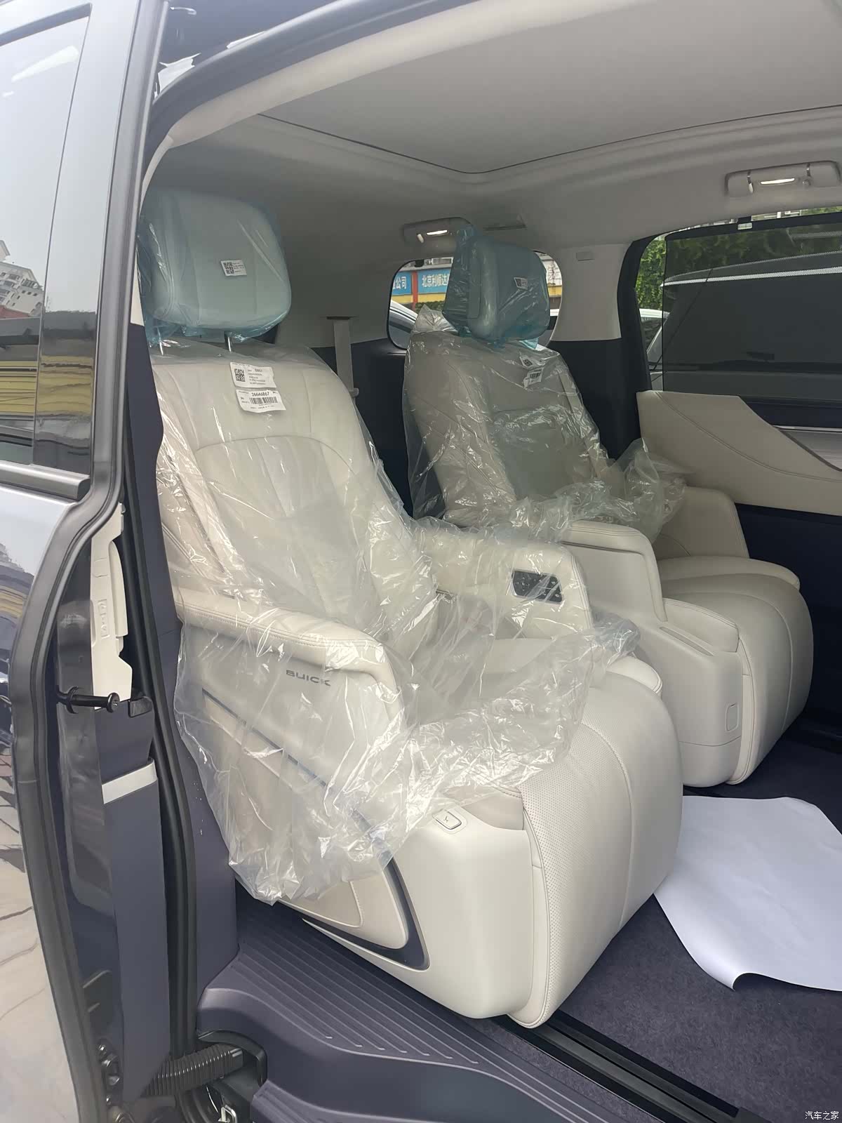 Buick GL8, 2025 17