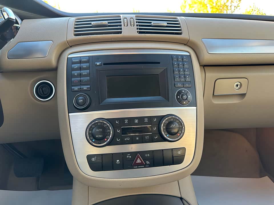 Mercedes-Benz R-class