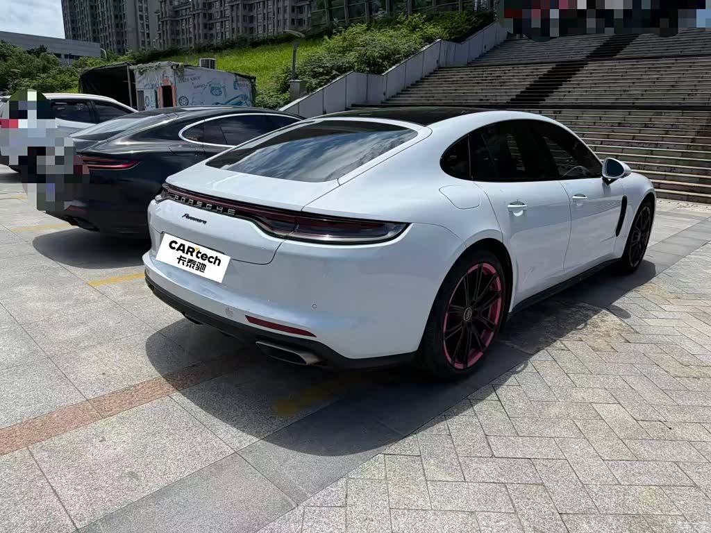 Porsche Panamera, 2022 3