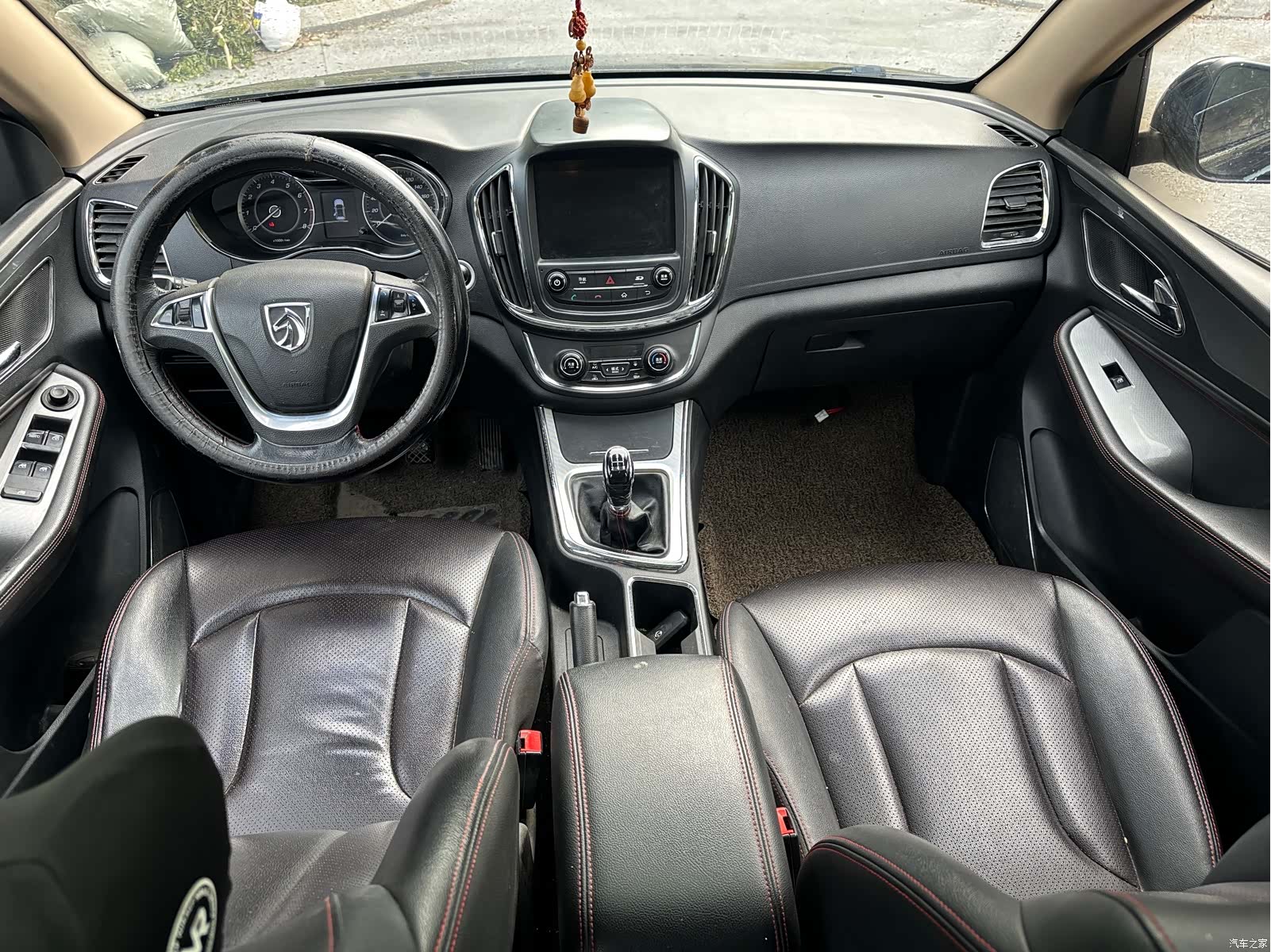Wuling 560, 2016 8