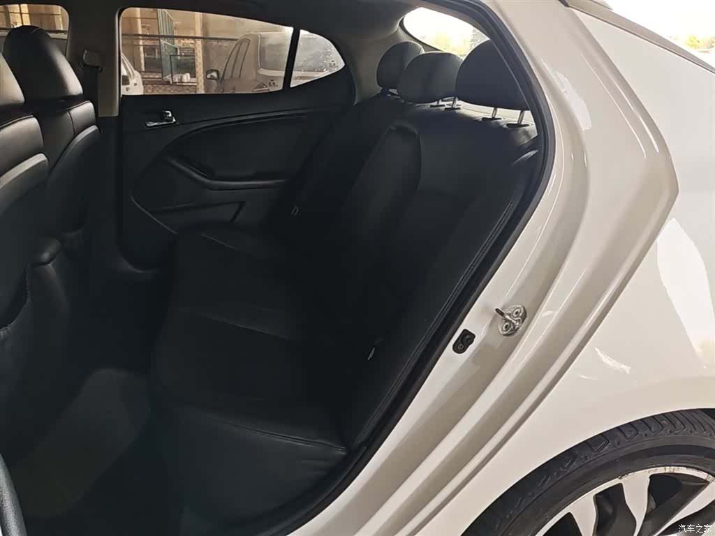 Kia K5, 2015 17