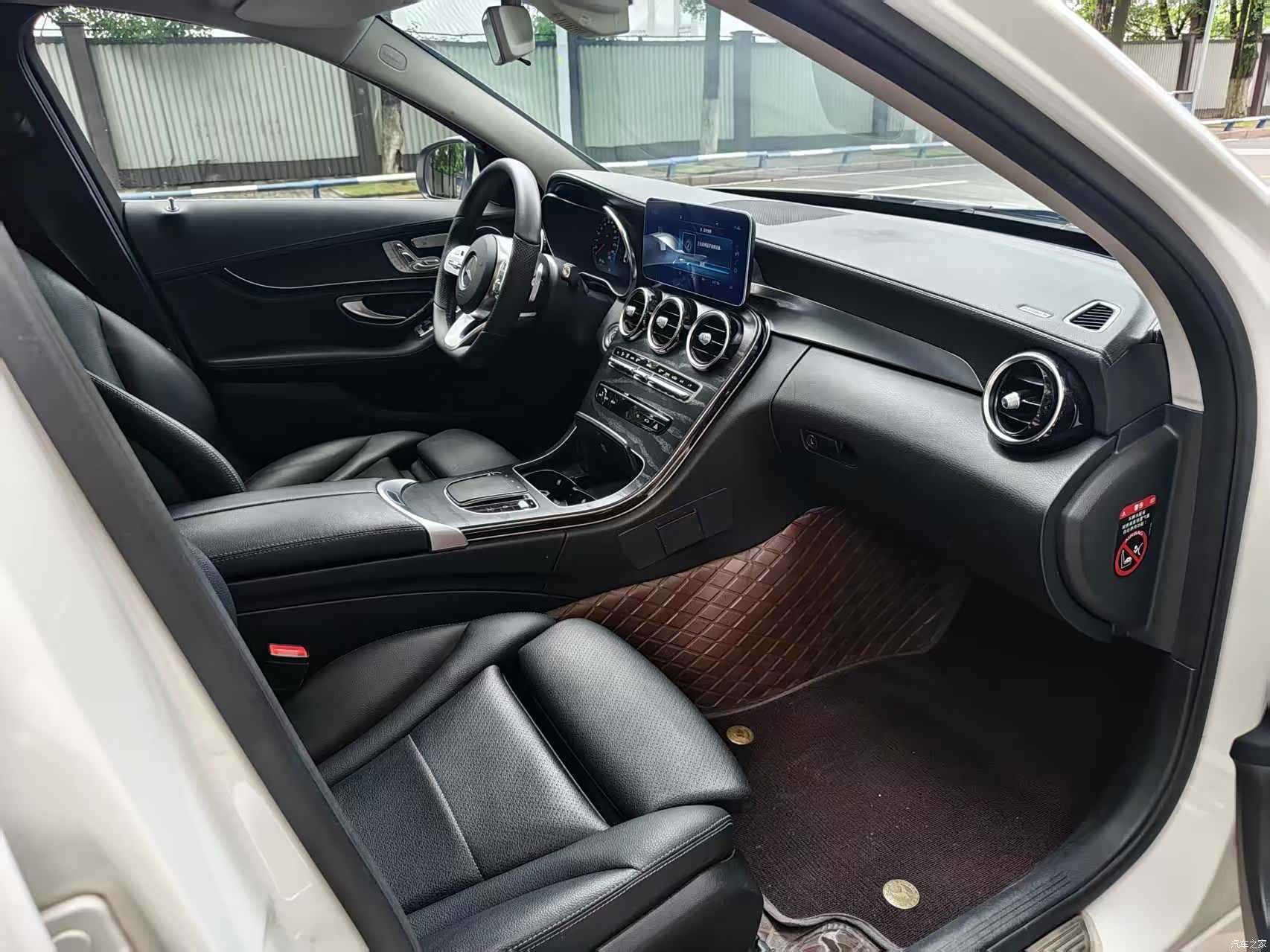 Mercedes-Benz C-Class, 2019 4