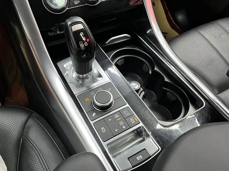 Land Rover Range Rover Sport Land Rover Range Rover Sport