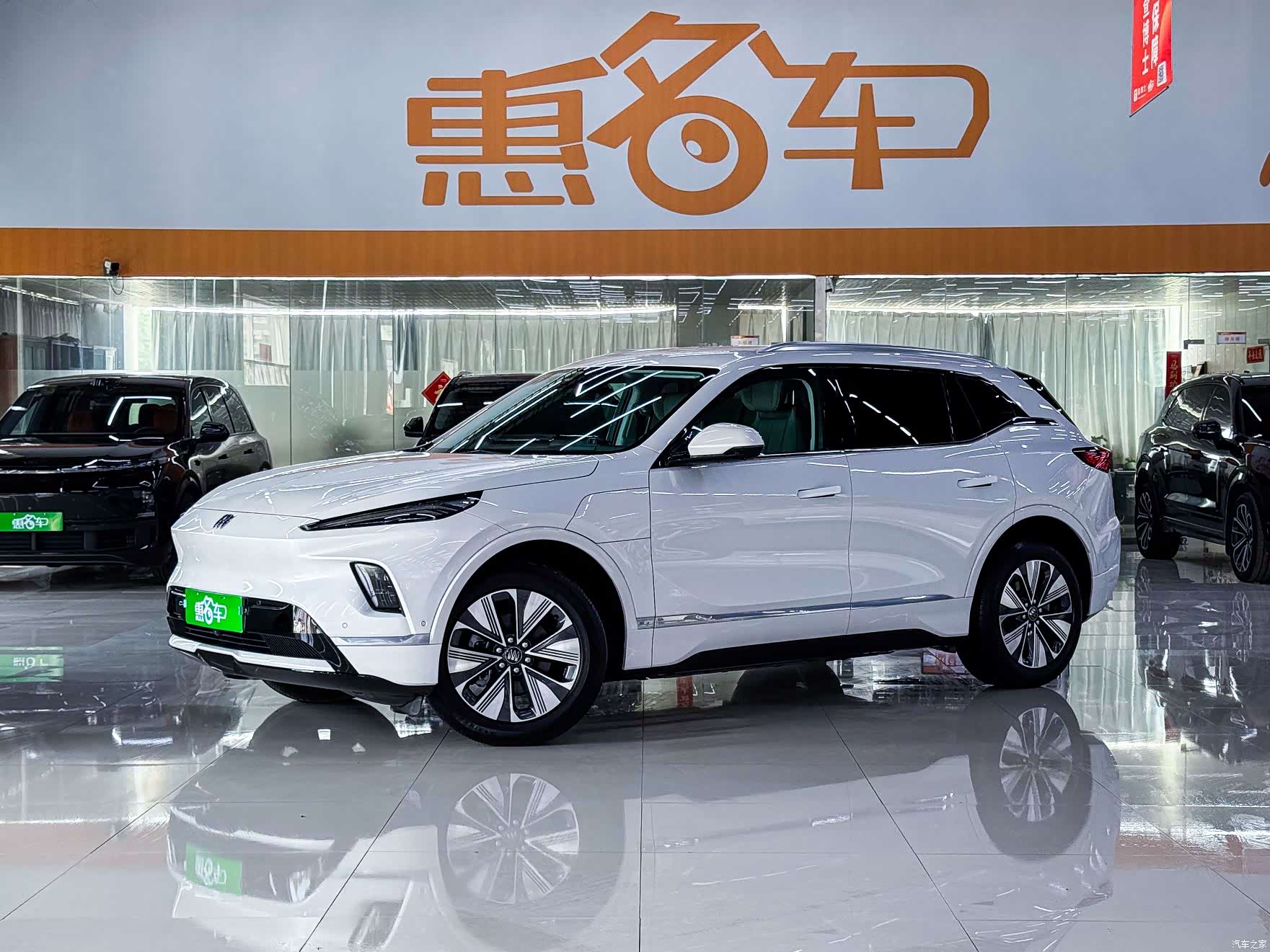 Buick E5, 2025 1