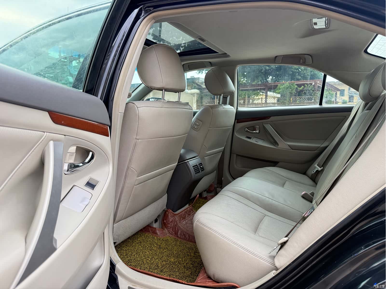 Toyota Camry, 2015 все фото